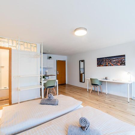 Modern Und Renoviert Apartment Nuremberg ภายนอก รูปภาพ