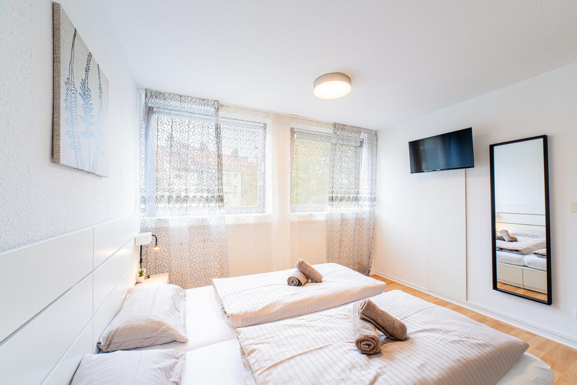 Modern Und Renoviert Apartment Nuremberg ภายนอก รูปภาพ